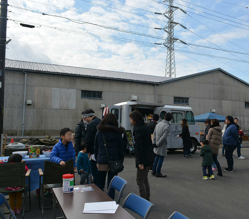 フードトラックがやってきます